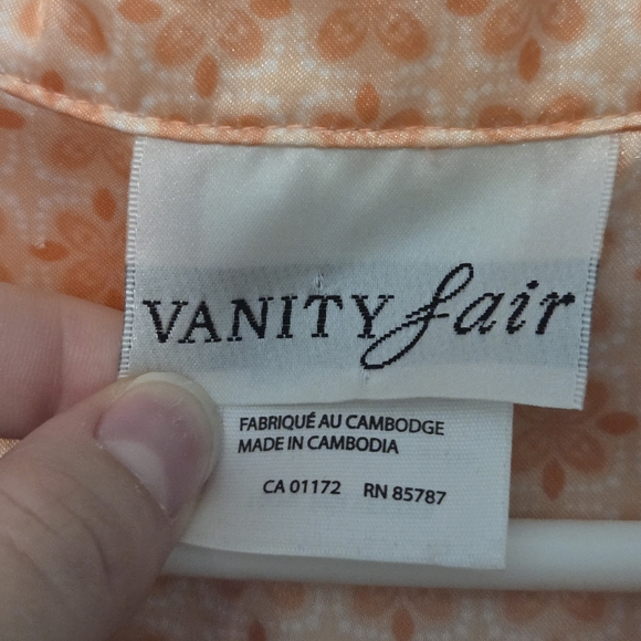 Vanity Fair Orange Pajama Set Size Medium - Picture 3 of 13